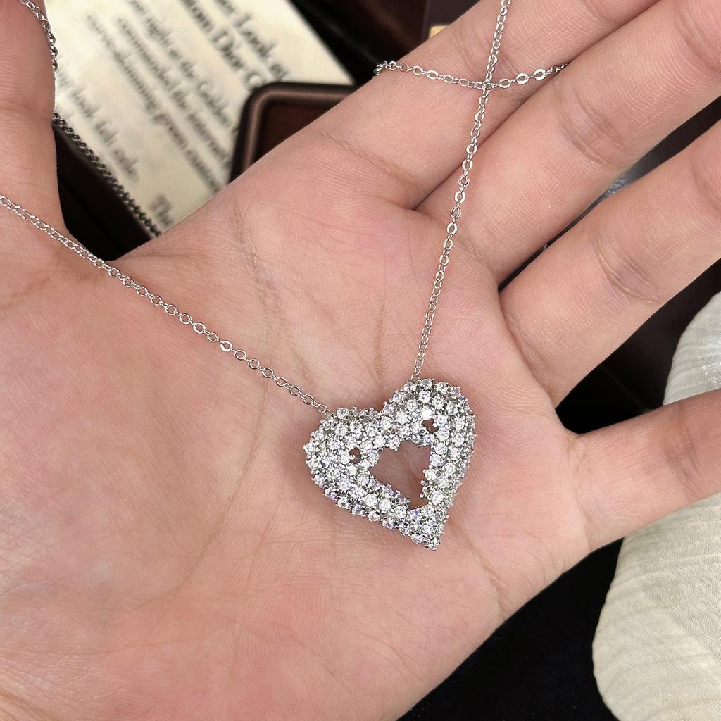 Full Diamond Bright Love Necklace Raw Sweet Versatile Hollow Heart Collarbone Chain