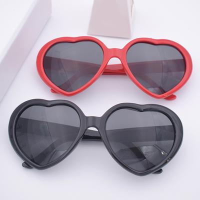 Dameszonnebril Modieuze Leuke Schattige Retro Hartvormige Zonnebril voor Reizen