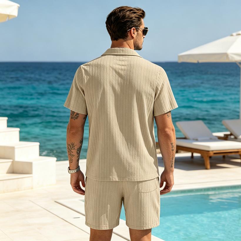 Set da Spiaggia Estivi da Uomo Tuta Casual da Strada Set Due Pezzi per Sport all'Aperto Camicia a Bottoni Liscia Pantaloncini con Coulisse Abbigliamento Sportivo