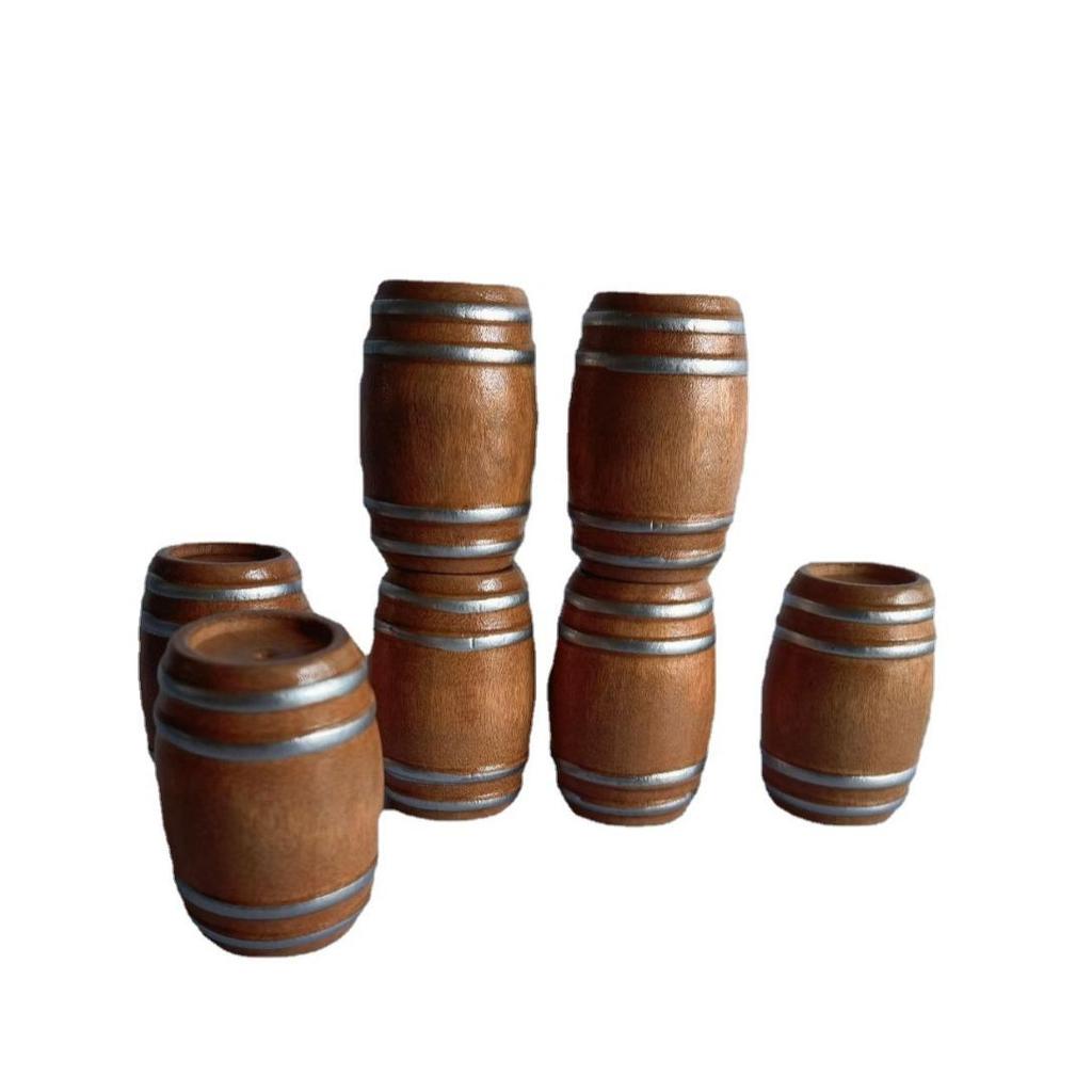 Miniature Old-Fashioned Wooden Beer Barrel Dollhouse Decoration Model