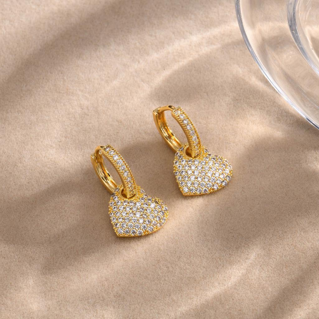 Retro Heart-Shaped Zircon Earrings Love Heart Ear Hoops Earrings for Women Charm Jewelry Gift