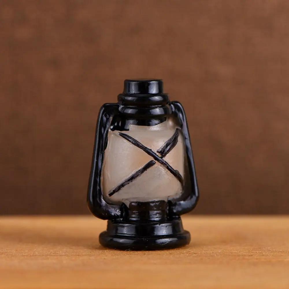 Home Decoration Retro Nostalgic Figurine Mini Doll Houses Figure Camera Miniatures Model Miniature Resin