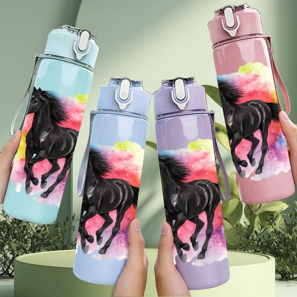 1PC Colorful Running Horse Art 750ml Color Plastic Sports Water Bottle Leakproof Flip Straw Lid Suitable for Sports Office Home Use