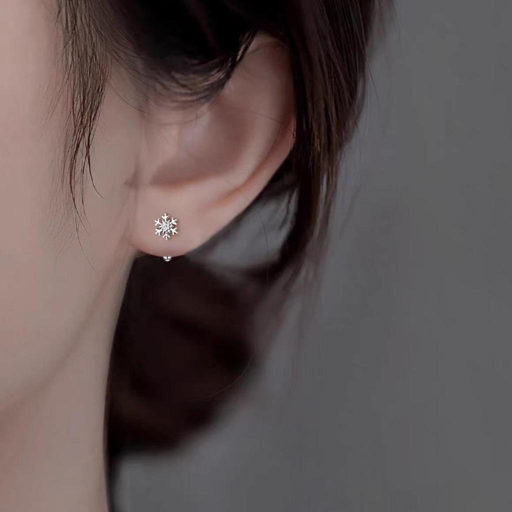Korean Snowflake Ear Studs: Minimalist Christmas Earrings for Women