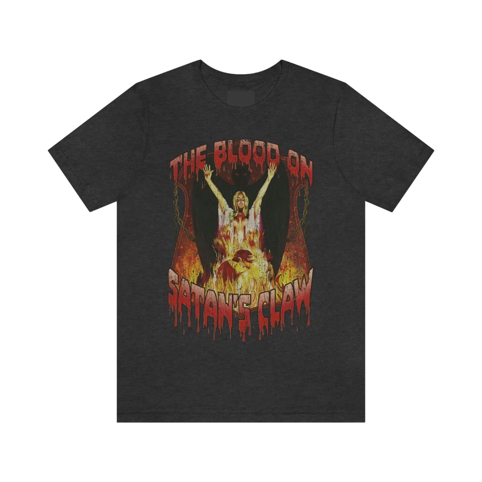 The Blood on Satan s Claw 1971 Vintage Men s T shirt XL
