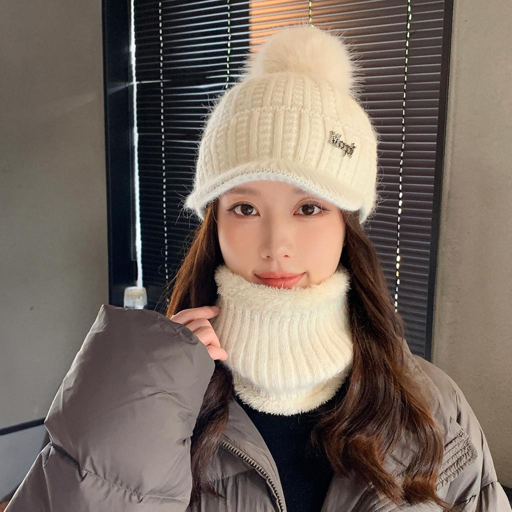 Winter New Duck Tongue Wool Hat Women's Thickened Warm Ear Protection Hairball Knitted Hat Cold-proof Knitted Hat