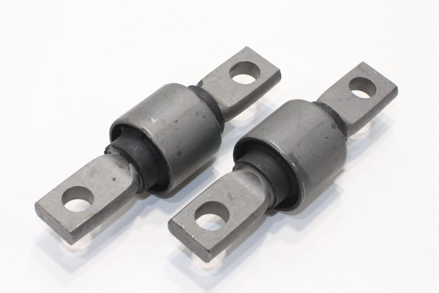 

MUGEN Усиленный Верхний Жесткий для Civic и Integra Номер (МУГЕН) Рычаг, Втулка, Внутренний, (Деталь 52393-XE9 -S0N0) чёрный