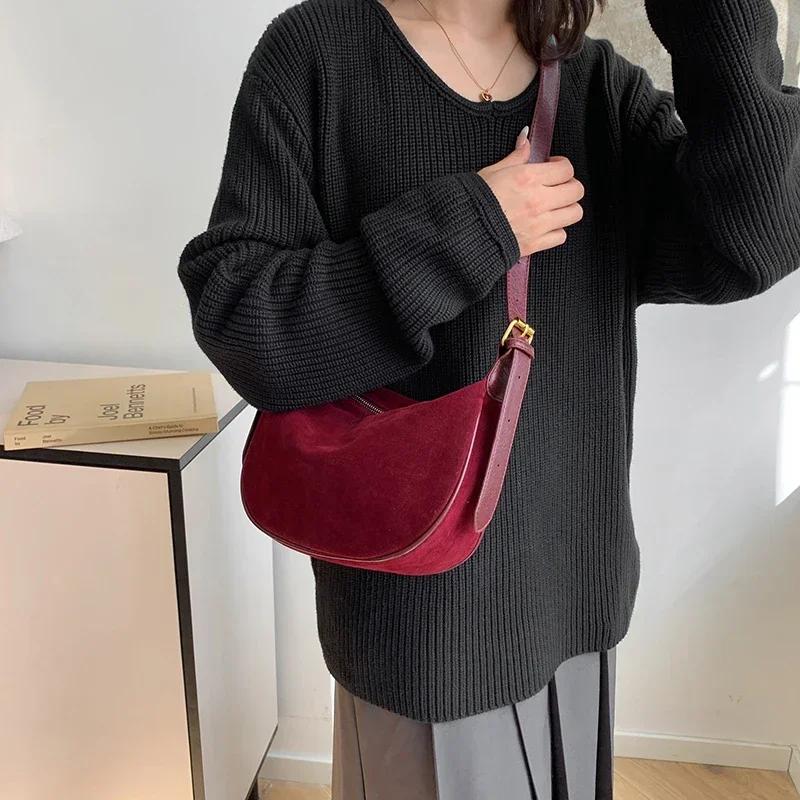 Zipper Solid Flannelette Single Women's Shoulder Bag Simple Retro Commuting Crossbody Bags 2026 New Style Suede Dumpling Bag
