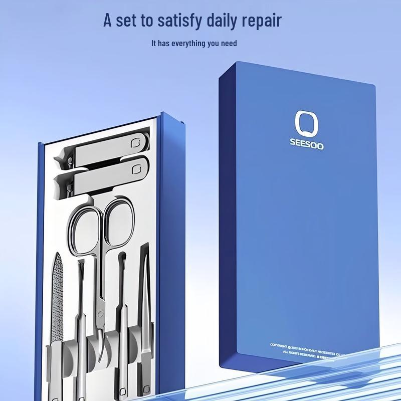 Qisu 7-Piece Manicure and Pedicure Set