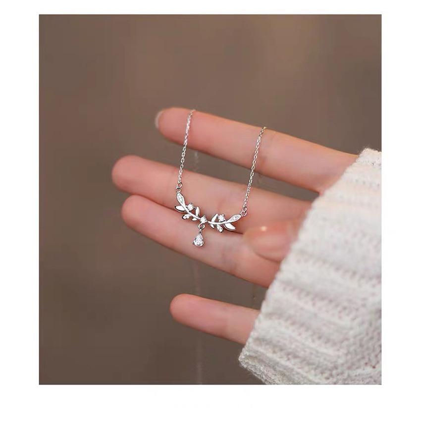 Bay Leaf Goddess Necklace: S925 Sterling Silver, Forest Style Flower Branch Pendant with Wheat Ear Element.