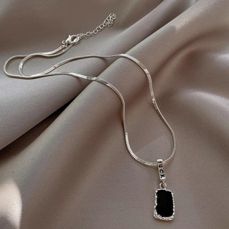 Female Niche Simple Irregular Geometric Block Necklace