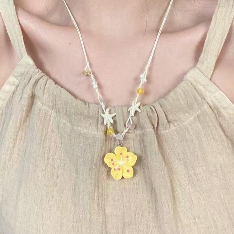 Colorful Beaded Flower Necklace For Women And Girls Trendy Resin Floral Pendant Clavicle Chain Jewelry Accessory