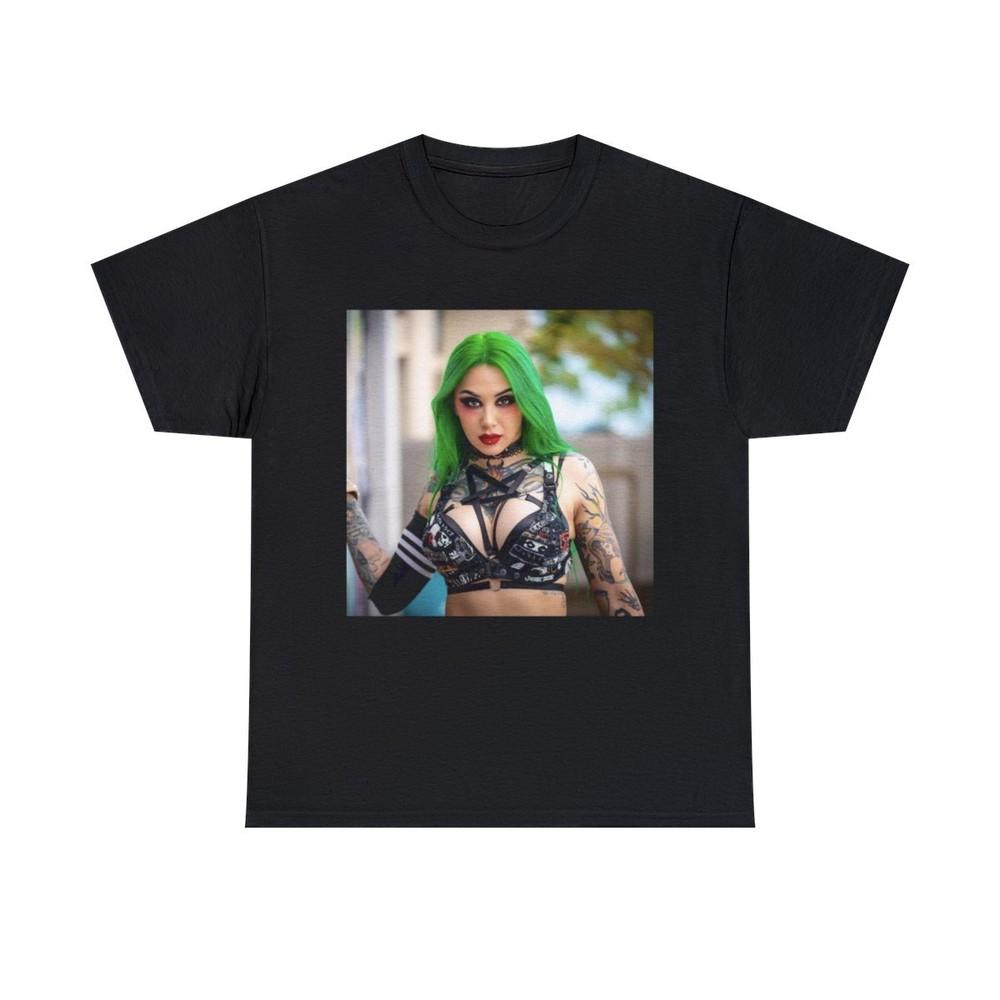 

Shotzi Blackheart WWE Unisex Tee Shirt Horror L
