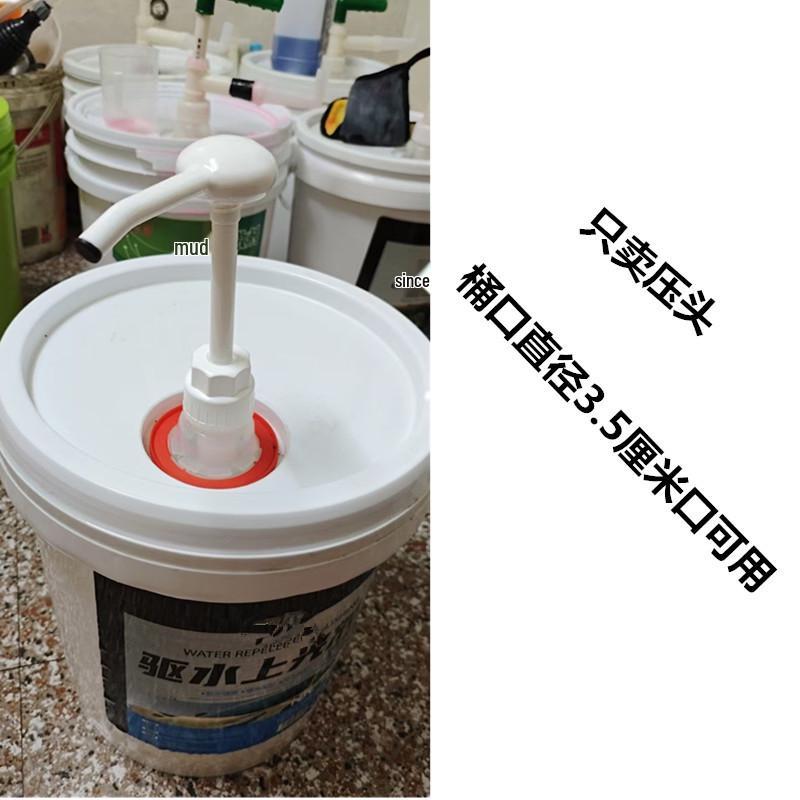 

Car Wash Nozzle: Water Pump with Wax Extractor, Suction Tube, Detergent Dispenser, Dish Soap Holder & Pressure Head