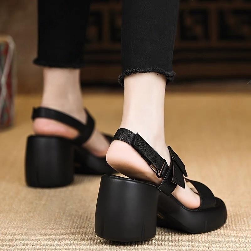 Fashion Block Heel Open Toe Roman Sandals Women's Summer New Round Toe Soft Leather Metal Buckle One-Line Platform Heels