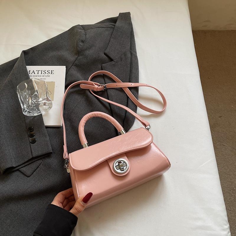 Premium Retro Small Bag Women's New Spring and Summer Versatile Messenger Bag Portable Small Square Bag