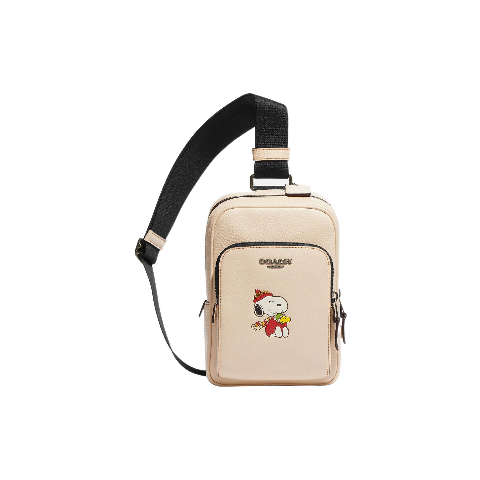 

Coach X Peanuts Snoopy Collaboration Track 13 Zipper Closure Snoopy Print Pebble Leather Shoulder Crossbody Mini Bag Men bags Ivory CE602-QBT04 Basic Set (Bag+Dust Bag)