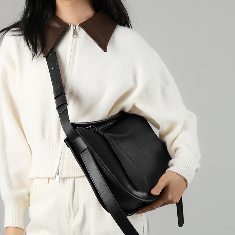 Leather Women's Bags, Large Bags, Messenger Bags, Women's New Large-capacity Shell Bags, Women's Niche High-end Shoulder Bags