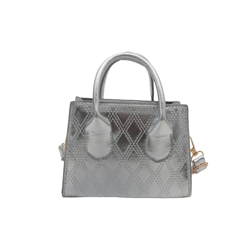 Chic Pu Leather Checkered Tote Bag For Women With Trendy Urban Minimalist Design серебряный