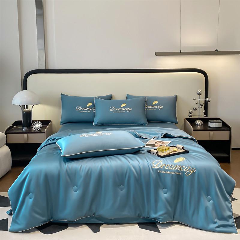 New Ice Silk Summer Quilt Air Conditioning Quilt Suitable for Bedroom Apartment Single Bed Double Bed Light Luxury High-End French Elegant Style