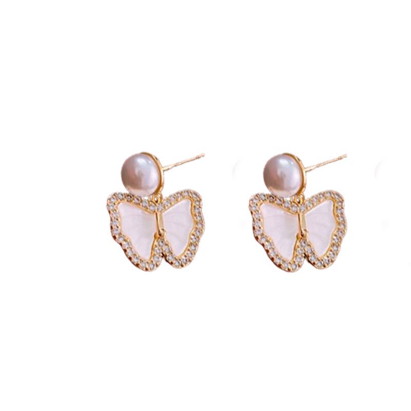 Ohrringe im koreanischen Stil, vergoldetes Silber, Schmetterling, Perle - Luxuriöse Vintage-Ohrstecker