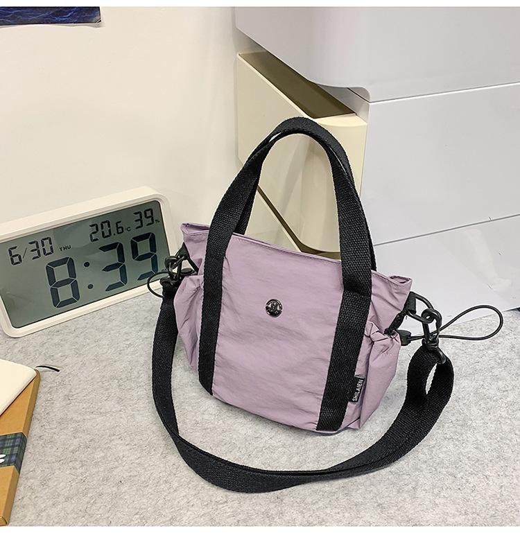 School bag Korean version ins Simple large-capacity messenger bag Versatile commuting to work and class Shoulder bag Outdoor sports small satchel