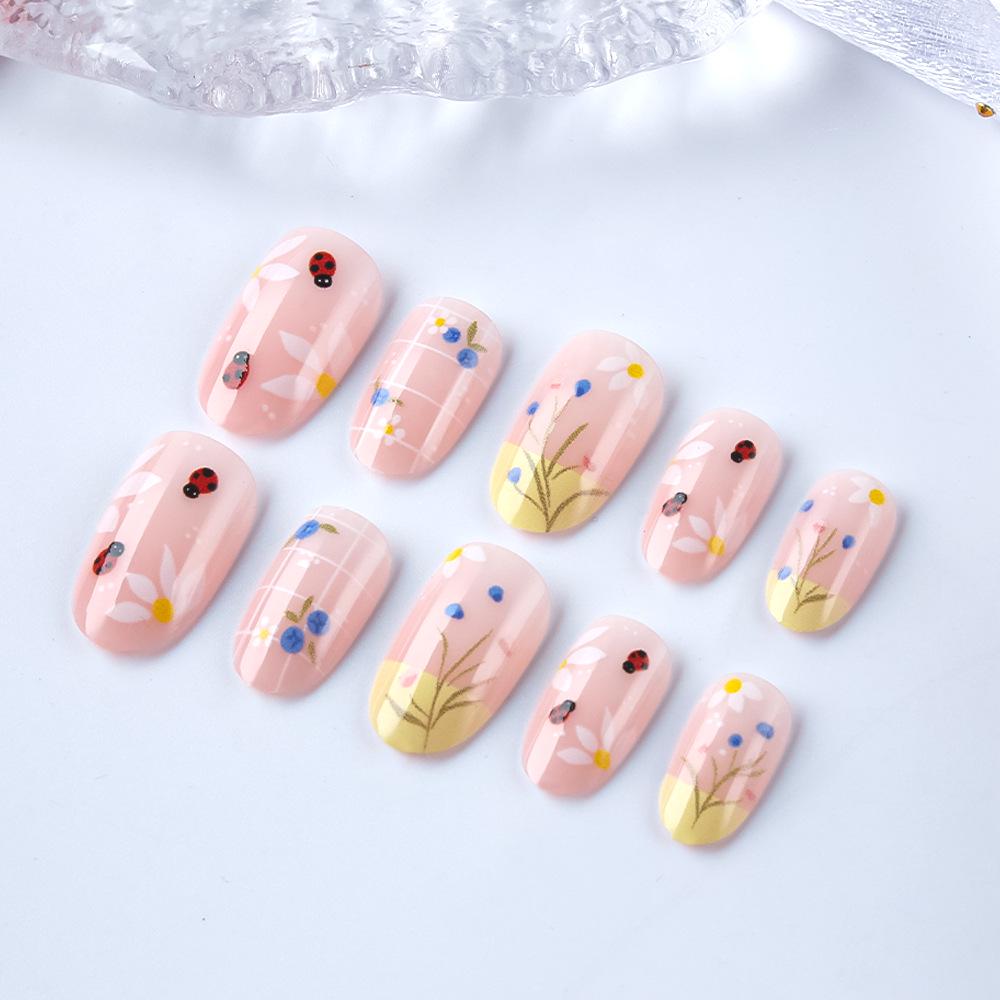 24-Piece Fresh Spring Floral Oval Nails - Medium Length False Fingernails
