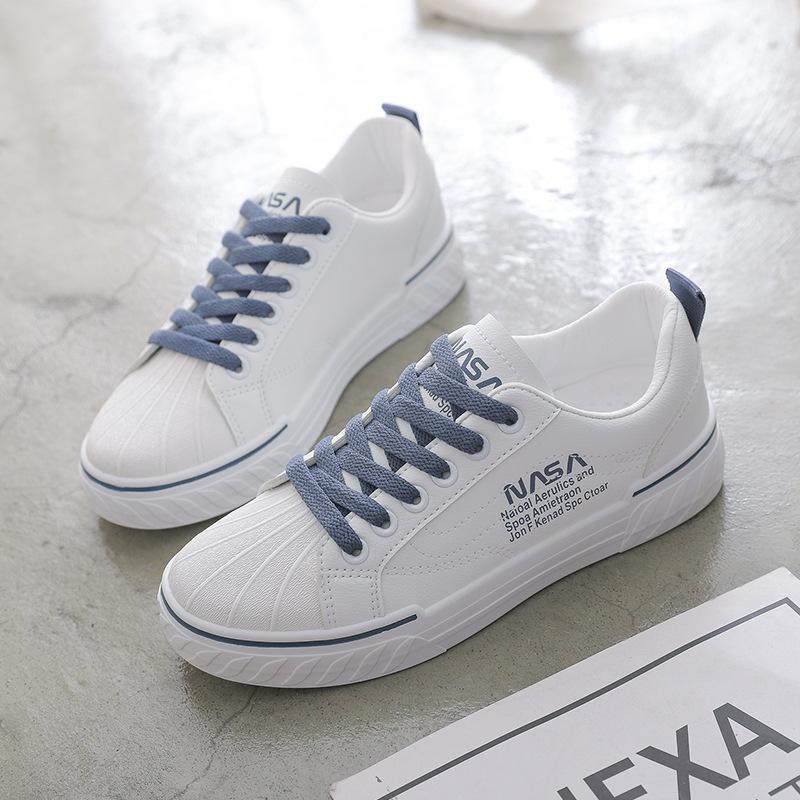 

Little white shoes women s leather surface 2025 spring and autumn breathable board shoes girls versatile student white shoes women s lightweight RL-60 35