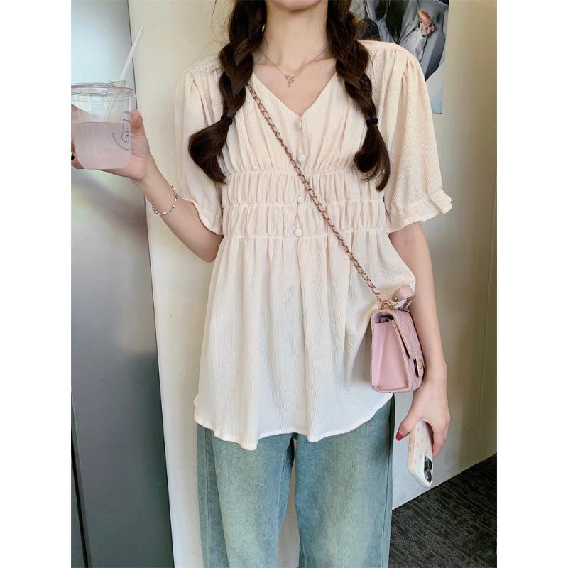 Women s Plus Size Slimming V-Neck Short-Sleeve T-Shirt with Pleated Design Large Plus Size