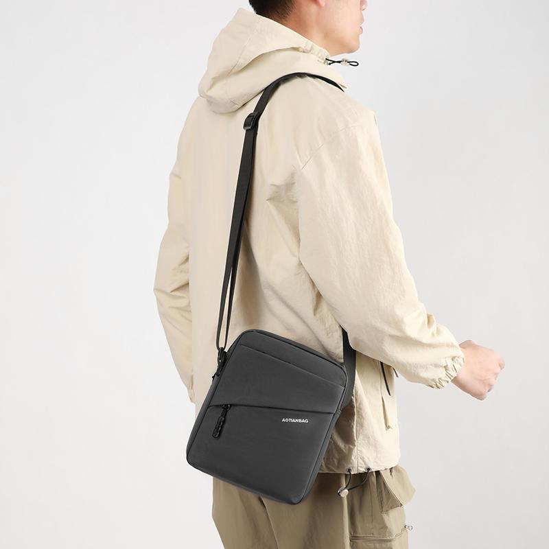 Shoulder Bag Men's Outdoor Crossbody Bag