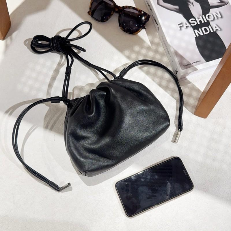 Niche Genuine Leather Lucky Bag Soft Fashionable Minimalist Women's Crossbody Cloud Single Shoulder Imported Sheepskin Inside Outside