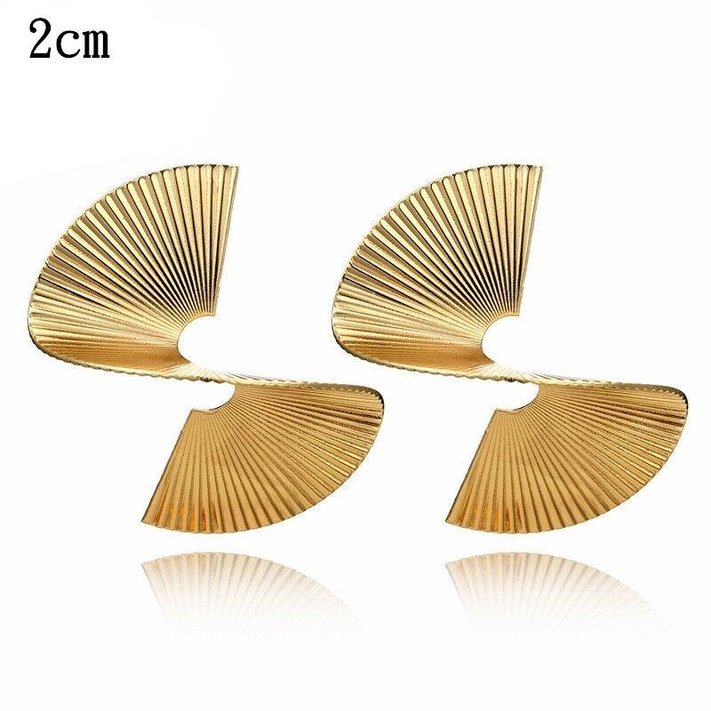 New Fashion Gold Metal Drop Earrings for Women Irregular Geometric Pendants Earrings Trend Brincos Jewelry Gift