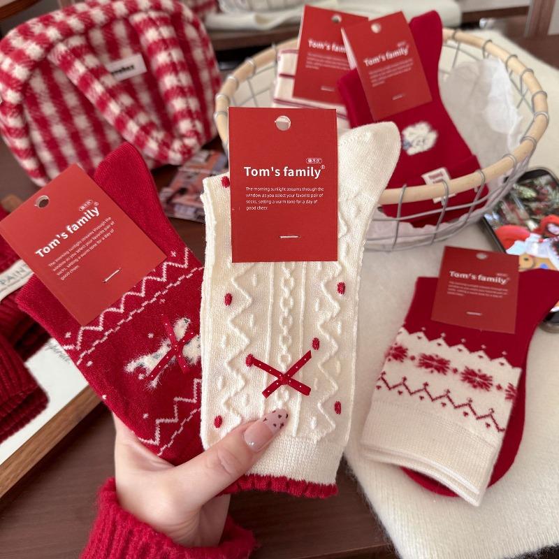 New Year's Wool Red Socks Thickened, Warm and Festive. Female Bow, Little Dog Fair Island Sweet Mid-calf for Autumn and Winter