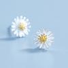 1 Pair Stud Earrings Mini Chrysanthemum Design Ear Studs Piercing Women Earrings Commuting Dating Jewelry Gift