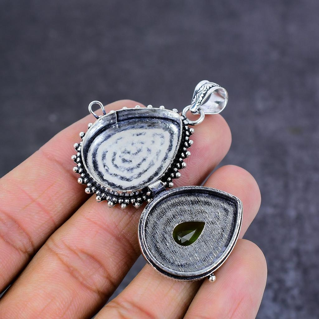 Chrome Diopside Handmade 925 Sterling Silver Jewelry Poison Pendant 1.77" G4K22