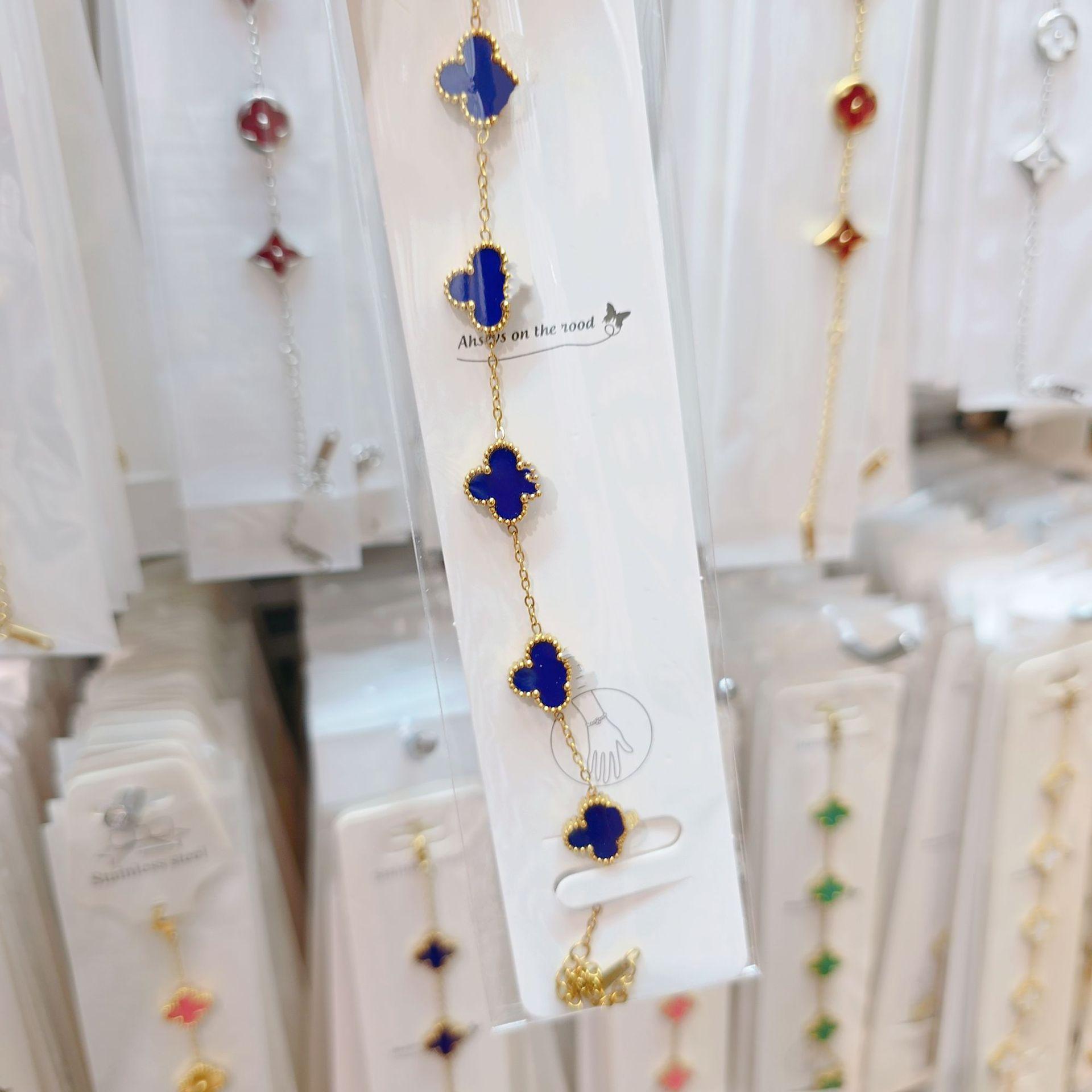 

Двусторонний браслет «Пятицветник», «Четырехлистный клевер», титановая сталь, не выцветает, легкая роскошь, ювелирное изделие высокого класса