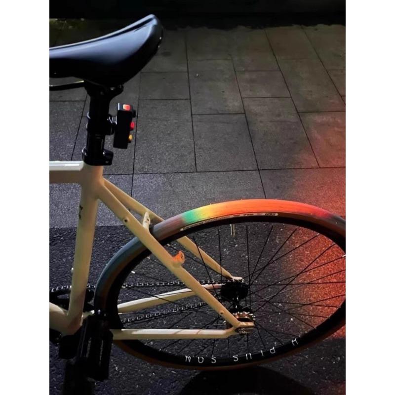 Bicycle Light Warning Red Green Light Flashing Night Riding USB Decoration Charging Tail Light
