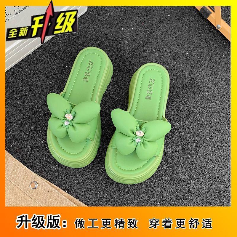 Thick-soled non-slip heightening beach sandals 2025 summer wear new popular fashionable muffin fairy wind cool slippers