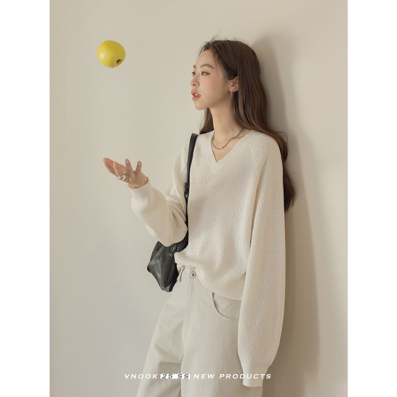 

Vnook V-neck Solid Pullover Sweater Women 2025 Spring New Three-Dimensional Stitched Pattern Raglan Waist Hugging Loose Top