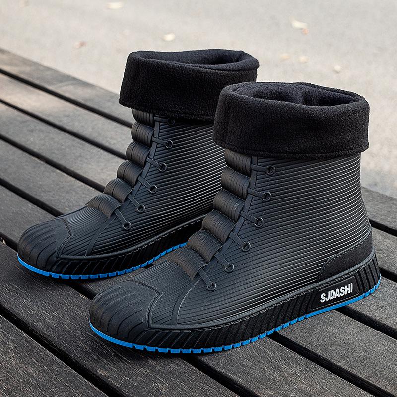 Unisex Wasserdichte Kurze Regenstiefel: Fleecegefüttert, Warm, Rutschfest, Abriebfest, Bequemes Freizeit-Schuhwerk.