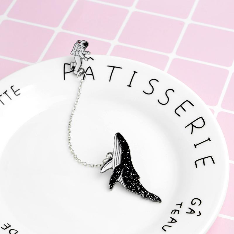 Cartoon Pins Astronaut And Whales Pins Denim Jacket Coat Cap Backpack Pin Buckle Shirt Badge Fashion Gift for Friend