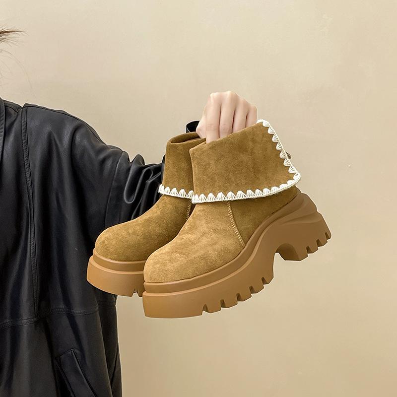 Retro Thick-soled Heightening Fashion Boots, Zipper Folding Hemming Short Tube After Autumn and Winter, Thick Heel Girls' Martin Boots with Skirt