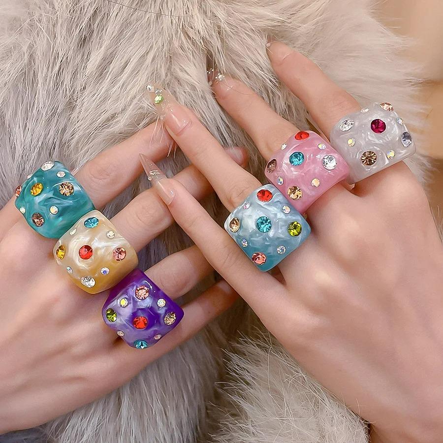 New Trendy Colorful Rhinestone Resin Finger Rings for Women Girls Sweet Chunky Irregular Geometric Rings Aesthetic Jewelry Gift