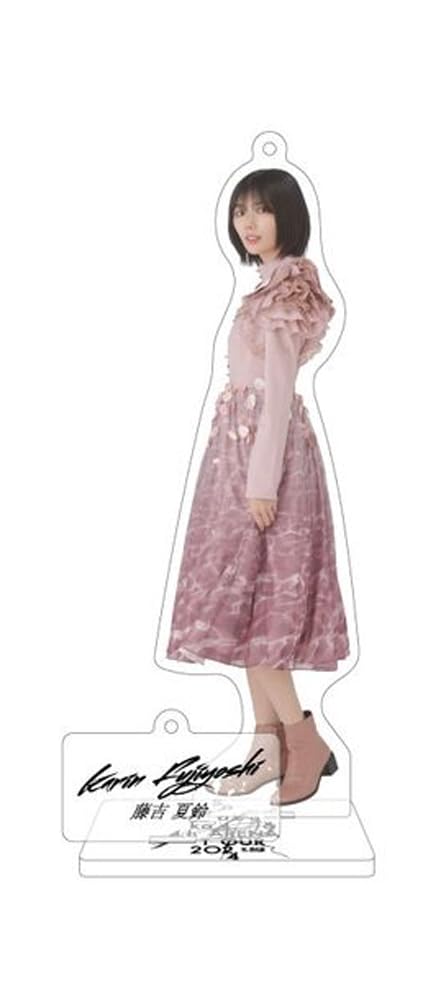 

Акриловая подставка брелок ТУР Розовый костюм Фудзиёси Нацурин [Sakurazaka46] 3-й 2023