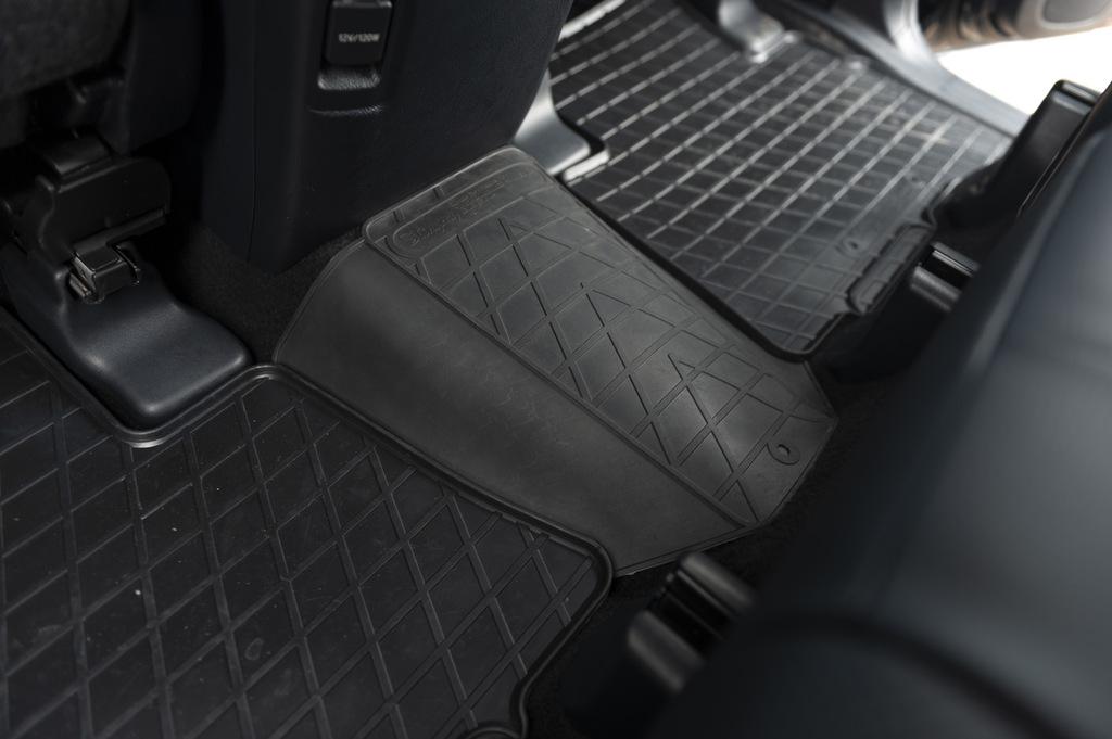 Rohož do zadní příčky (Stingray Premium) pro Toyota Land Cruiser Prado 150
