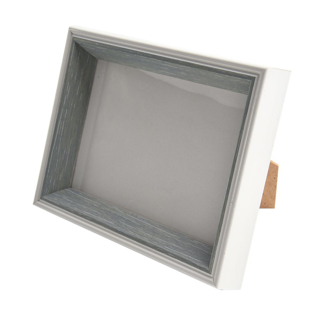 Sleek and timeless 567810 inch photo frame perfect for any occasion