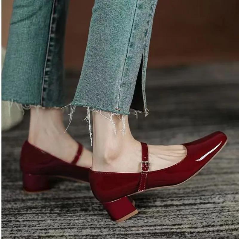Mary's Shoes Women's Japanese Style Summer 2024 Red Patent Leather Square Head French Style Single Shoes One-piece Sole
