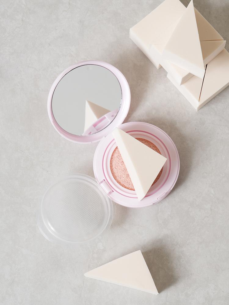 Triangular Wedge Makeup Puffs, 12 Count