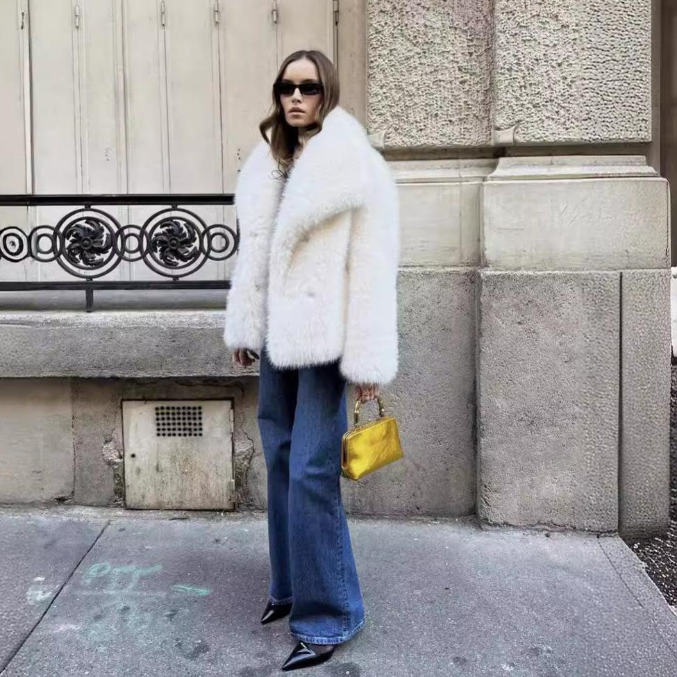 Winter Coats for Women Big Collar Fluffy Faux Fur Coat Women Plush Jacket Vintage Loose Short Female Outerwears