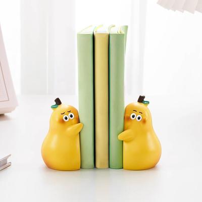 1 Pair Cute Hugging Pear Bookends, Resin Pear Book Stand, Cartoon Fruit Book Holder Stopper for Home, Office, Bookshelf Decor